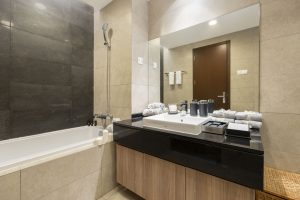 Bathroom-2BR-lancaster-hanoi