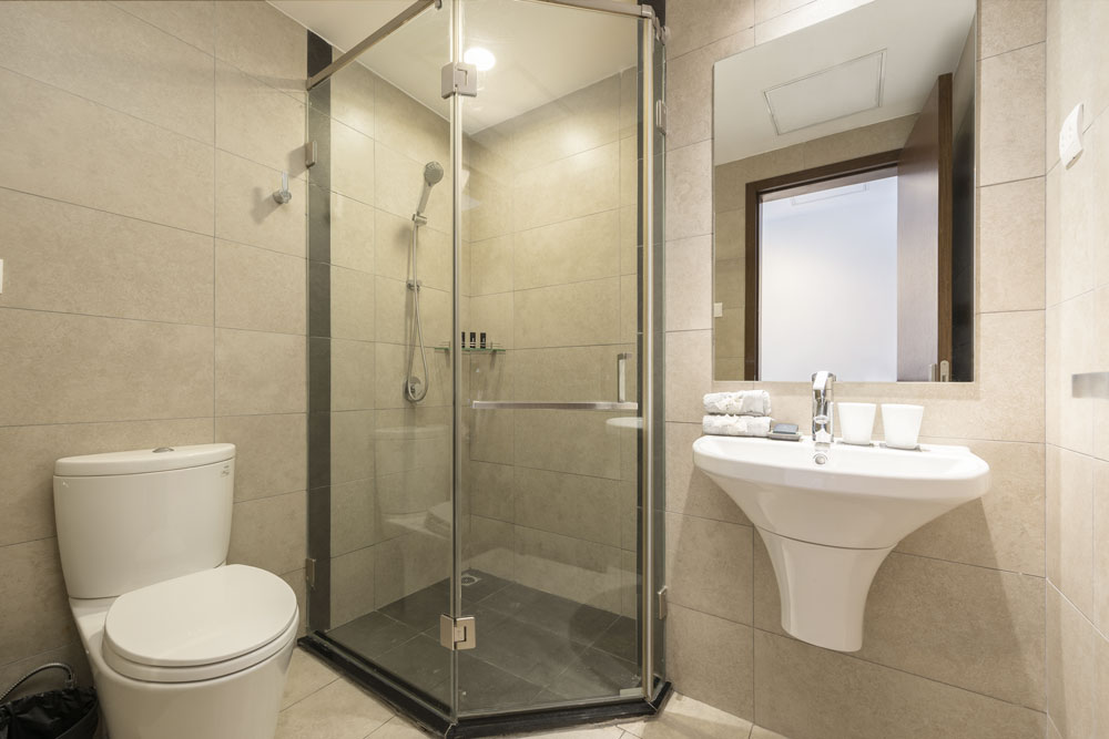 bathroom-1-3BR-lancaster-hanoi